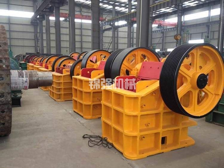 青石破碎機設備有哪些呢？破青石用什么破碎機好？(圖1)