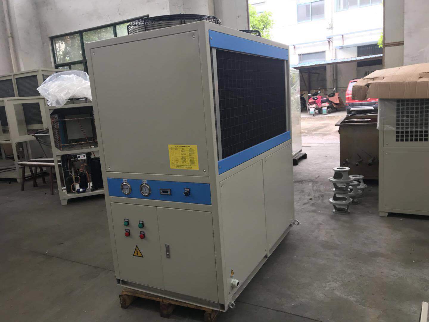 油冷機不工作應(yīng)及時排查維修