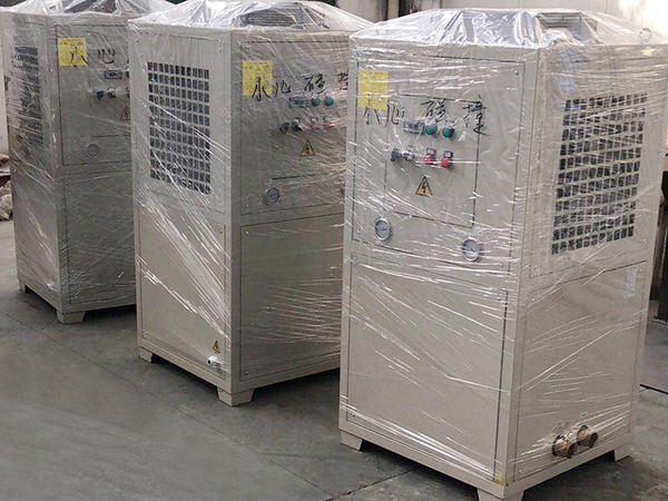 油冷機品牌功能優(yōu)勢有哪些 油冷機品牌功能優(yōu)勢有哪些