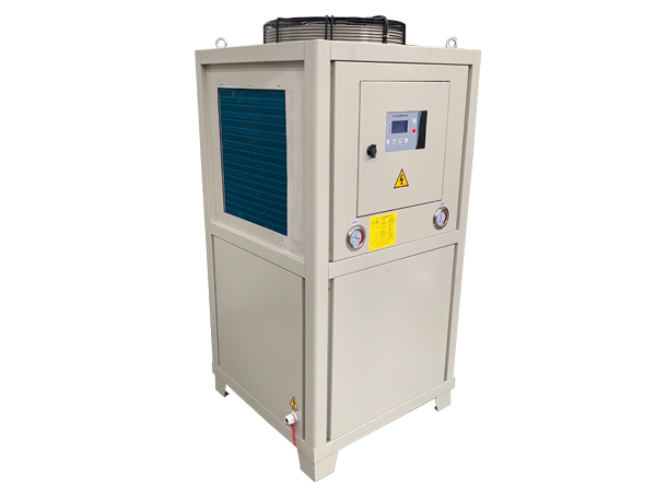 工業(yè)油冷機(jī)多長(zhǎng)時(shí)間清理 工業(yè)油冷機(jī)多長(zhǎng)時(shí)間清理